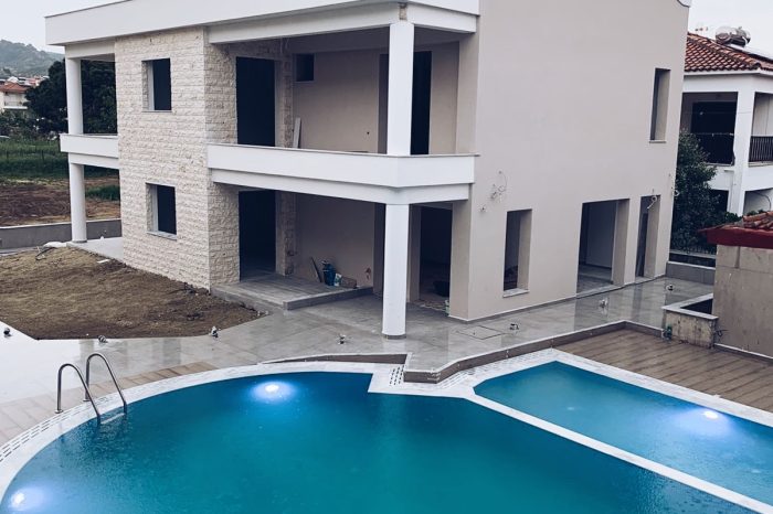 ΕΠΑΓΓΕΛΜΑΤΙΚΗ ΠΙΣΙΝΑ 70 m3 ΝΙΚΗΤΗ ΧΑΛΚΙΔΙΚΗΣ