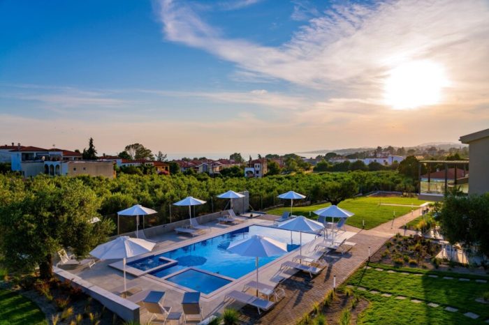 ΕΠΑΓΓΕΛΜΑΤΙΚΗ ΠΙΣΙΝΑ 90 m3 ΝΙΚΗΤΗ ΧΑΛΚΙΔΙΚΗΣ